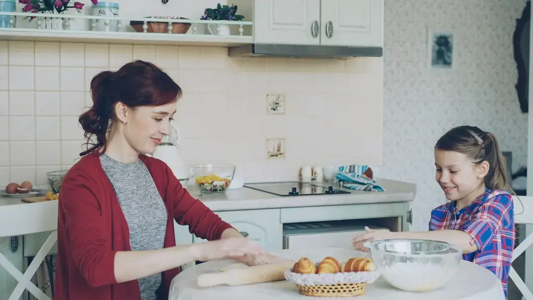 Refactorul de bucătărie aduce luminozitate și depozitare