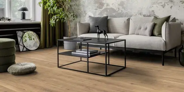 Vinil sau Laminat: Ghid pentru Alegerea Podelei Perfecte