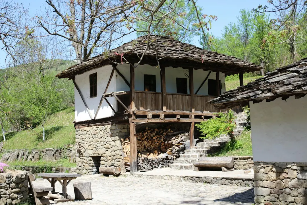 Cum arată casa de la țară care a cucerit iubitorii de design modern