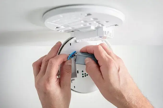 Ghid practic: Cum să-ți îngrijești casa și să eviți reparațiile costisitoare