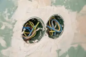 Ghid practic pentru montarea instalației electrice în pereții din gips-carton