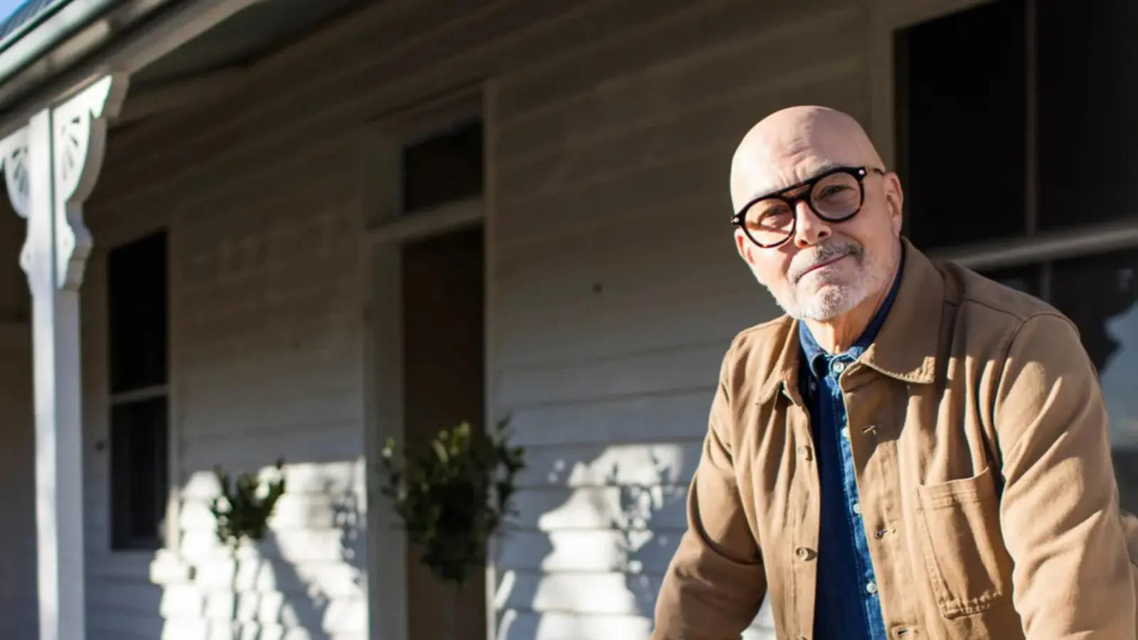 Neale Whitaker lansează serial de renovare în satul Berry, NSW