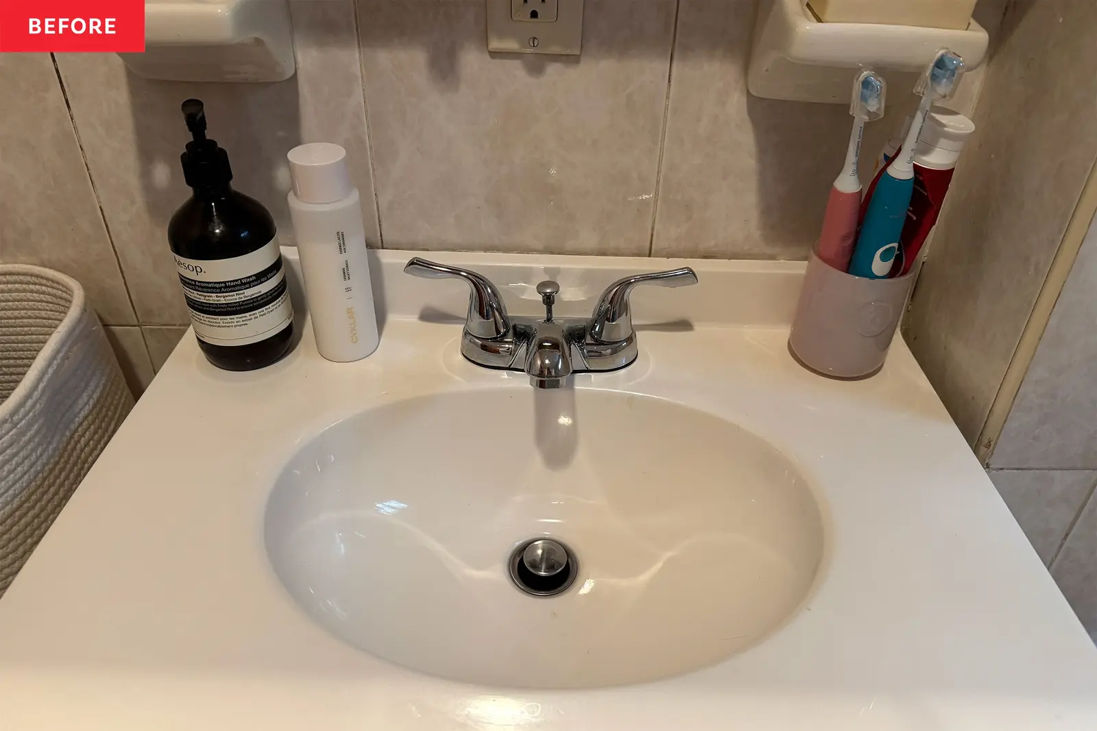 Trucul ingenios care îți transformă baia: De ce să folosești un scurgător de vase?
